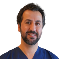 Docteur Behrang Baniasadi médecine dentaire Clinique Saint-Jean Bruxelles